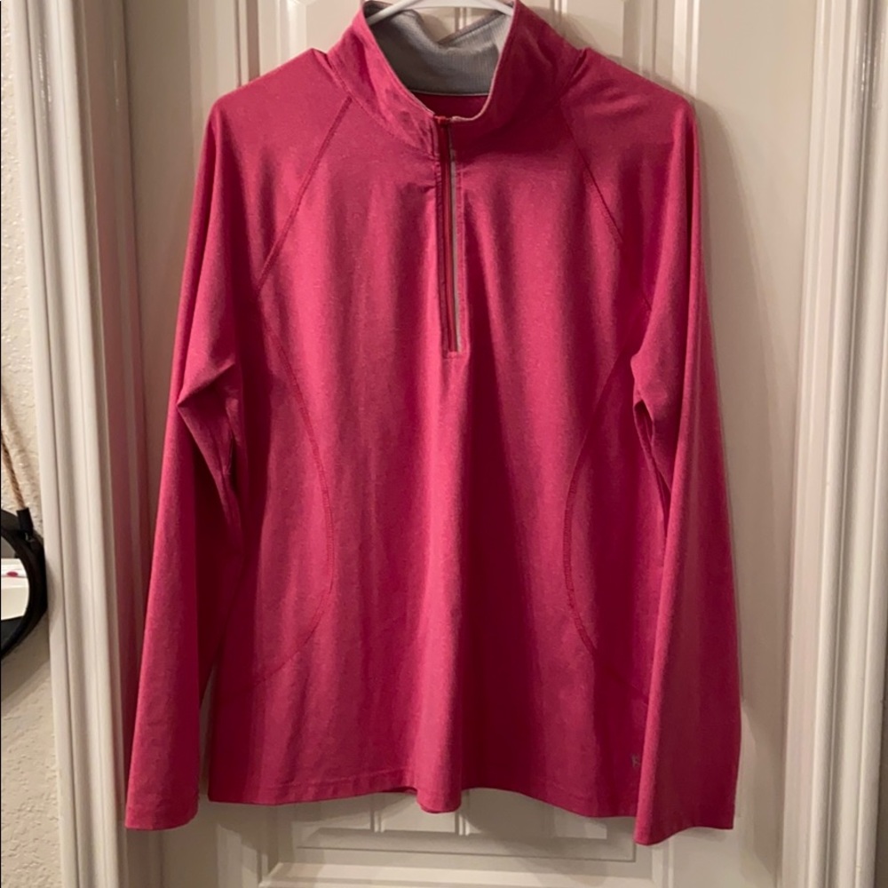 Danskin light weight pull over.